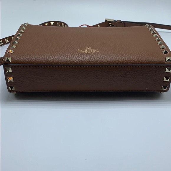❤️NWT VALENTINO SMALL ROCKSTUD CALFSKIN CROSSBODY BAG IN BROWN - Picture 6 of 15